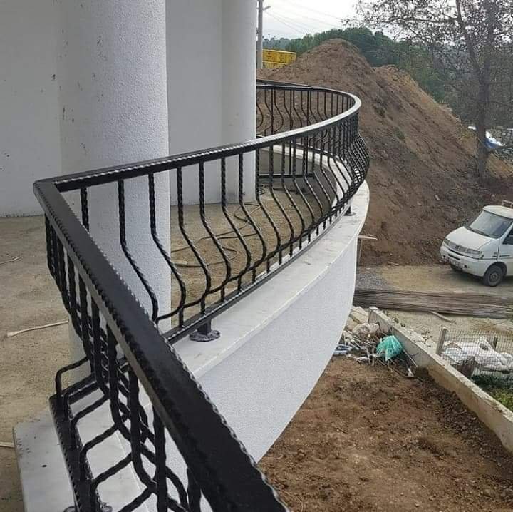 - Acier S235 - Garde de corps