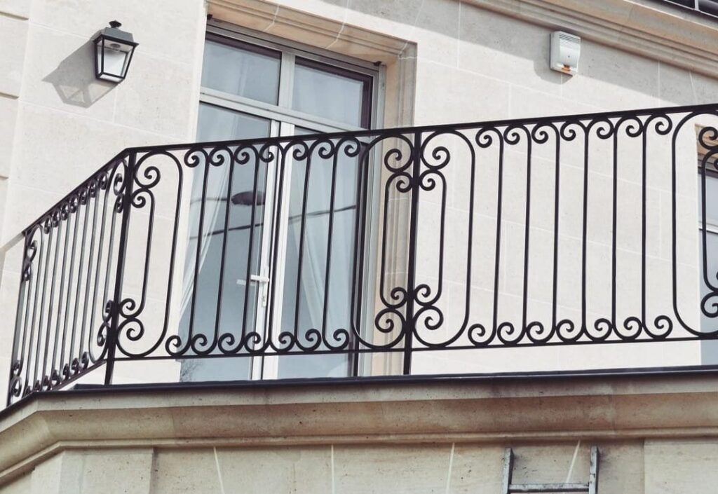 - Acier S235 - Garde de corps