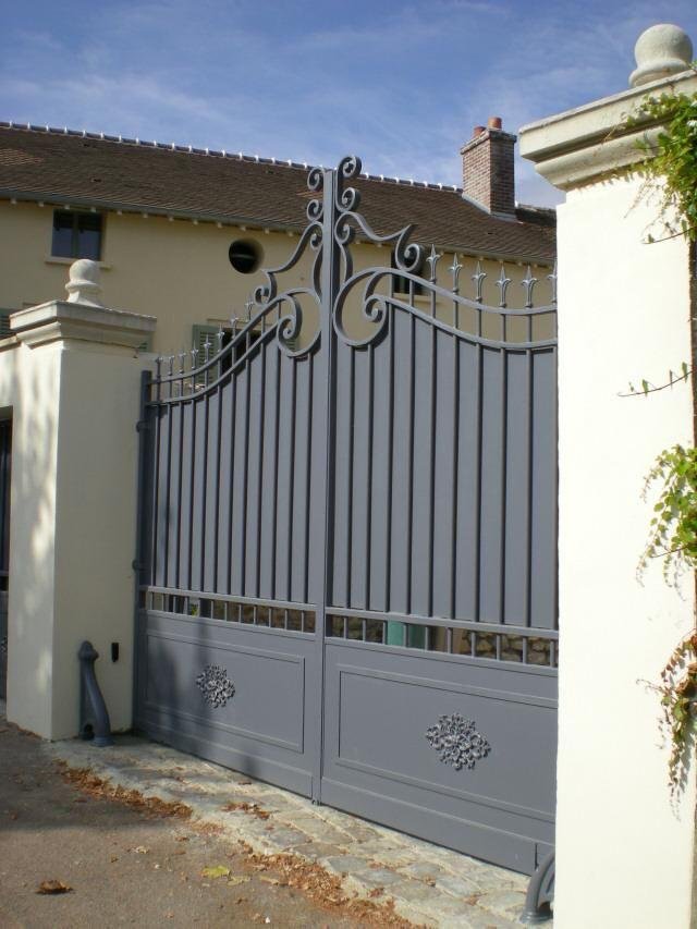 - Acier S235 - Portail