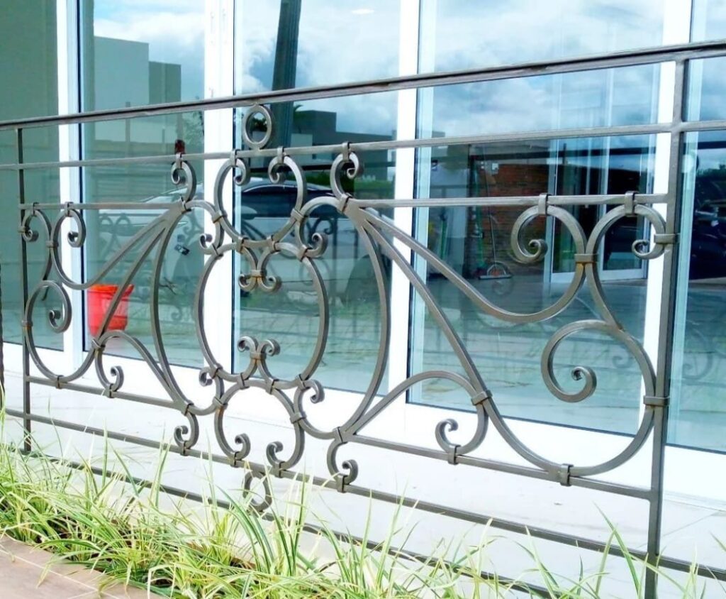 - Acier S235 - Garde de corps